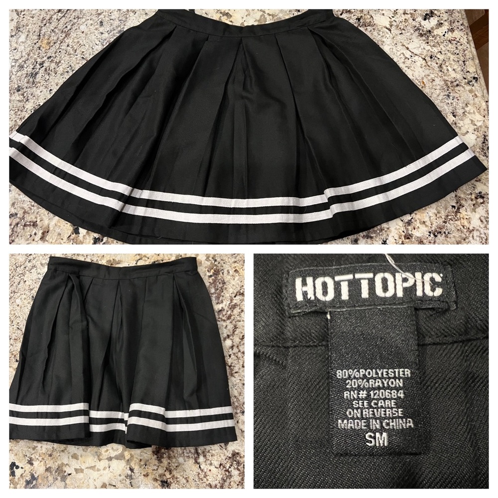 Hot Topic Skirt - Like New